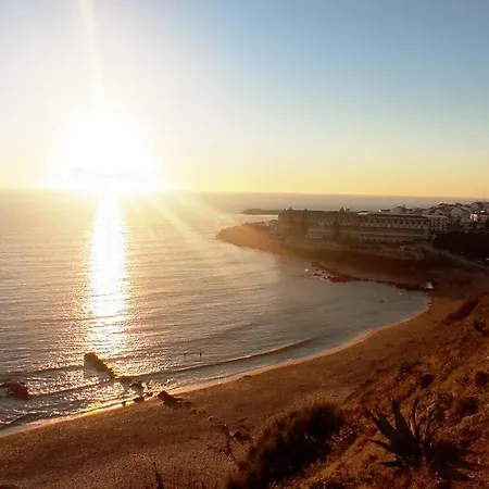 Seaside Escape Апартаменты Эрисейра