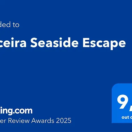 Апартаменты Seaside Escape